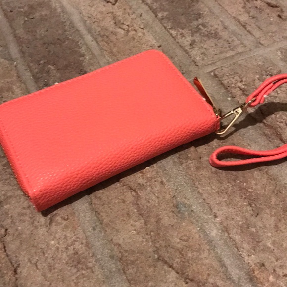 Small Peach Wristlet - Picture 3 of 7